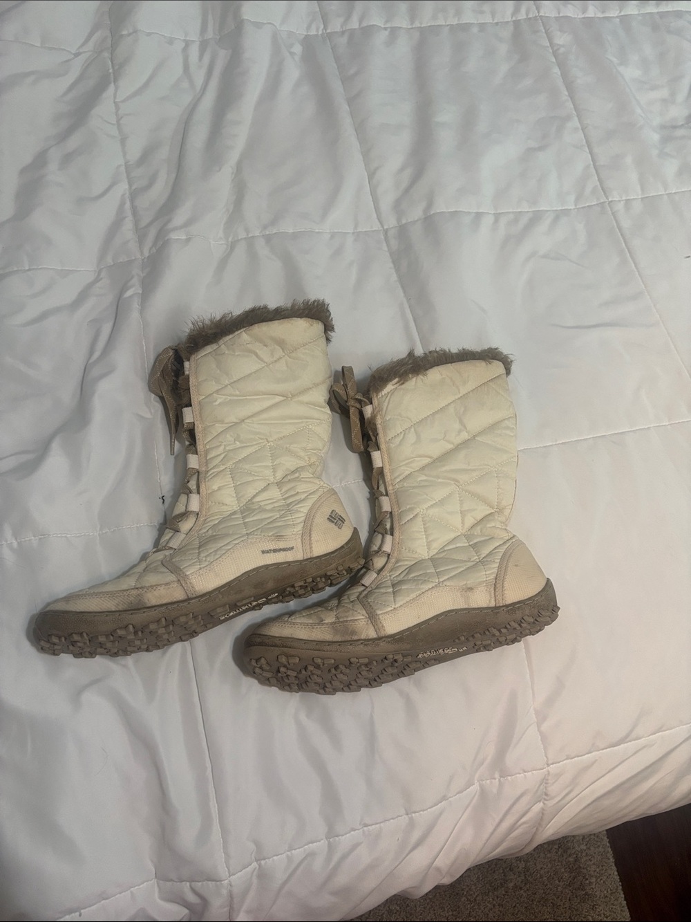 Columbia Cream Quilted Waterproof Winter Boots with Brown Trim